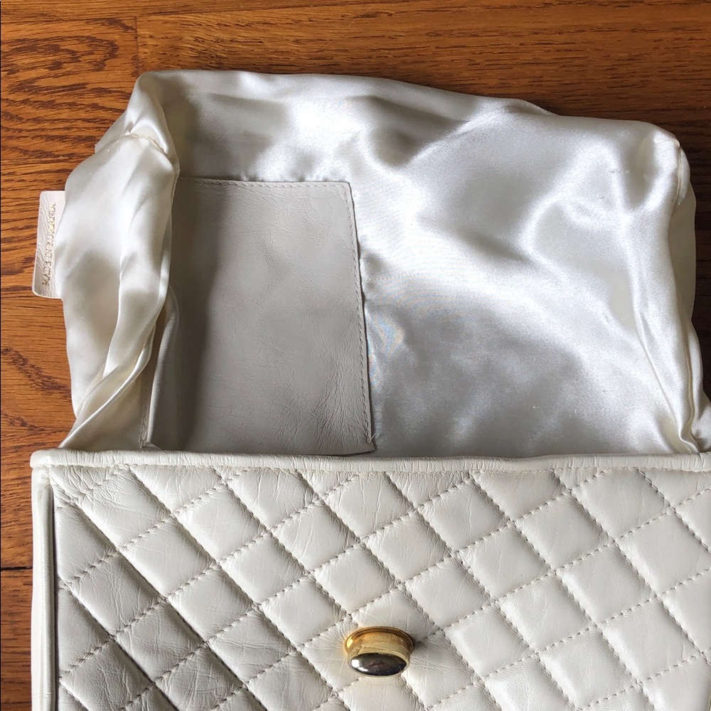 PAOLA by PdL Firenze Genuine Quilted leather Shoulder Bag Gold coin Strap - Picture 7 of 12